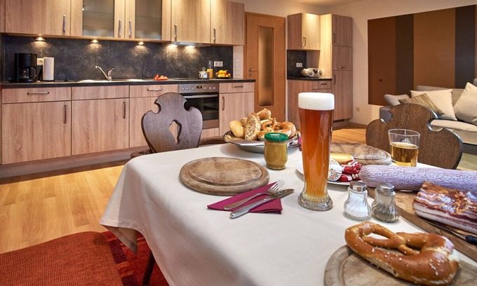 Prunn Apartment | Geräumige Ferienwohnung für bis zu 4 Personen mit Großer Terrasse