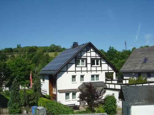 Assinghausen Apartment | Geräumige Ferienwohnung im Sauerland