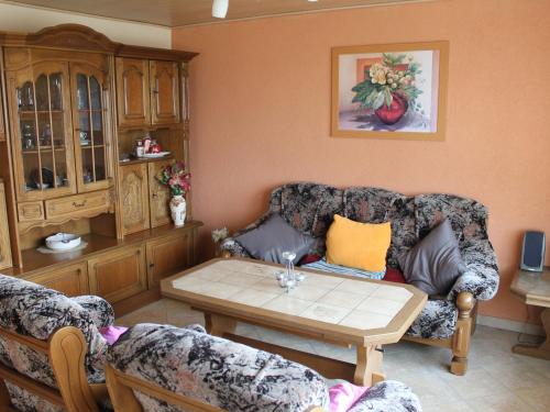Kroepelin Apartment | Geräumige Ferienwohnung mit Garten in Brusow