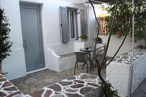 Adamas Apartment | Gerania Milos