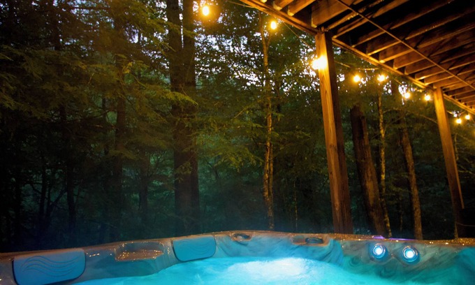 Ferguson Cabin | Get Cozy, Get Adventurous! 8-Guest Rustic Cabin w/Hot Tub, Games & Pond