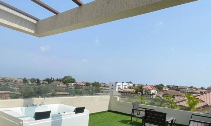 Teshie Apartment | Getaway: 2-Bedroom Penthouse Near Airport