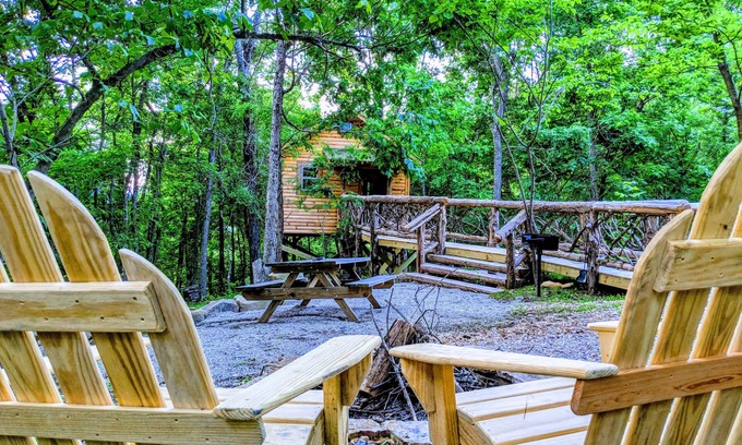 Mountain View Cottage | Getaway 9 - Private Mountain Side Treehouse With a View