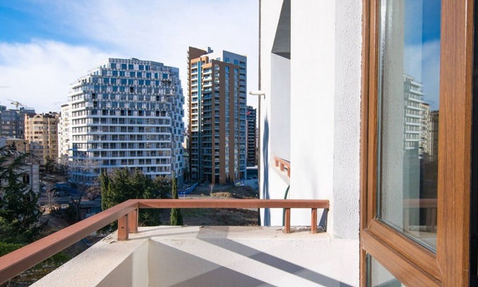 Vake Apartment | GG Home - Charming Georgian - style 2BR in Vake