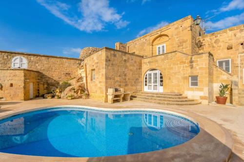 Kercem Villa | Gharilma V Holiday Home