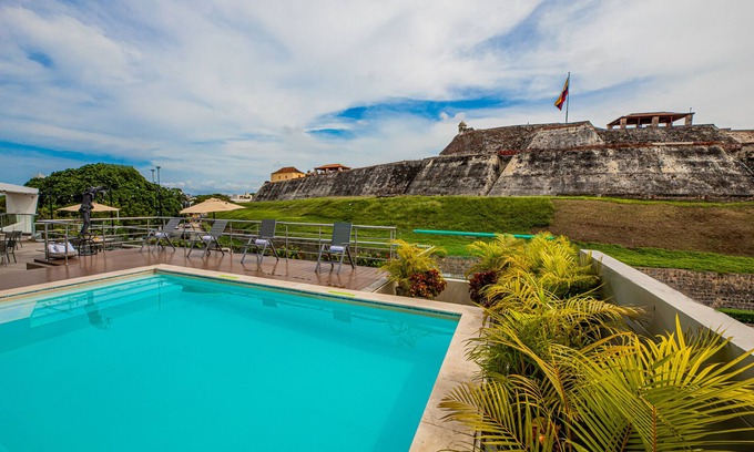 Pie del Cerro Hotel | GHL San Lazaro Art Hotel