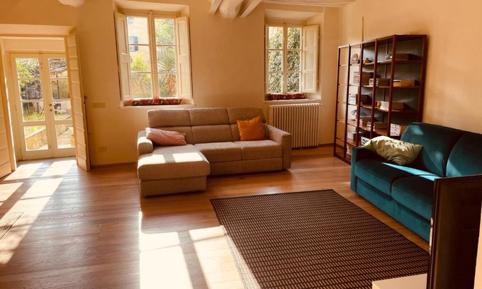 Lucca Historical Center Apartment | Giardino dei Borghi
