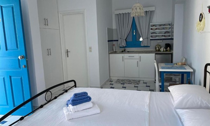 Finiki Apartment | GIAVASI SEASIDE FINIKI