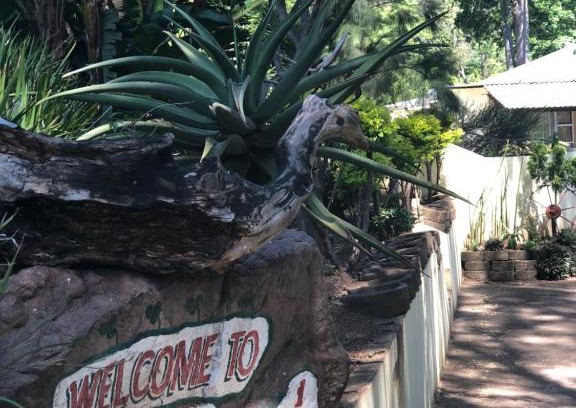 Umzinto Bed & Breakfast | Gielies BnB