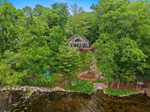 Beaver House | Gilas Lakehouse