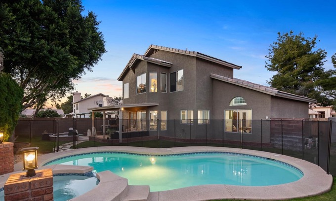 Val Vista Lakes House | Gilbert Val Vista Lakes Vacation Home