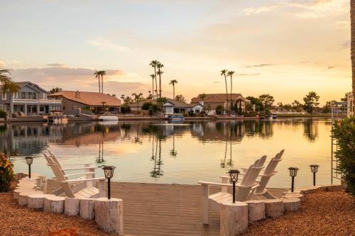 Val Vista Lakes House | Gilbert Willow Tree