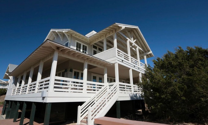 South Beach House | Gilligan's Island-4 BR/4.5 BA Oceanfront Retreat with private beach access!