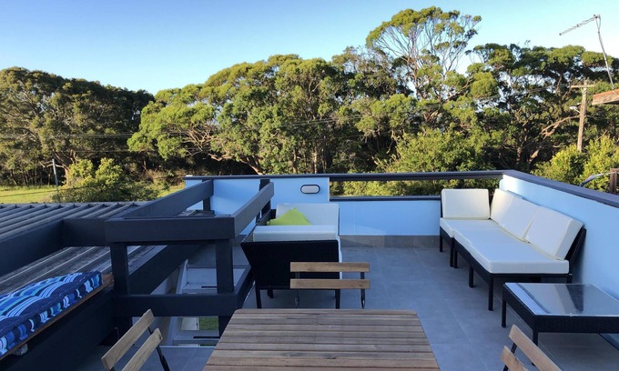 Culburra Beach House | Gills - Waterfront House in Culburra Beach