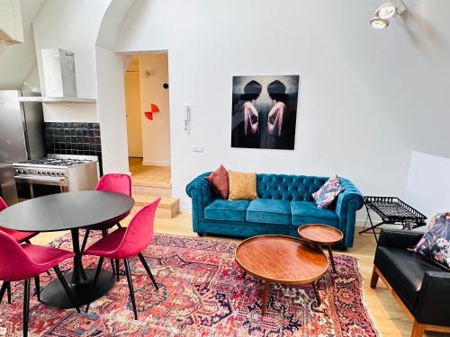 City Apartment | Gilly's Gallery