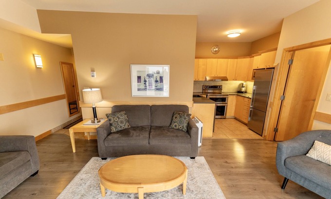 Gimli Condo | Gimli Beach Condos # 1 - Gimli's best location!