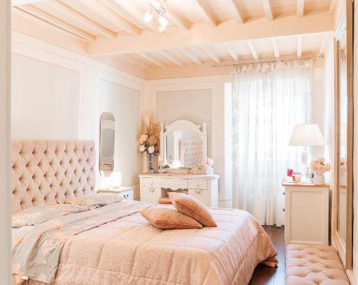 Cortona Old Town Apartment | Ginevra Suite