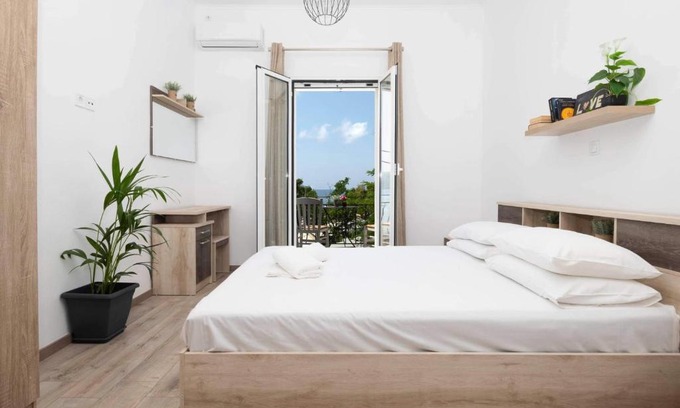 Messinia Apartment | Giorgos' House Gialova