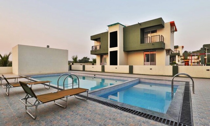 Talala Hotel | Gir Athiz Resort With Swimming Pool