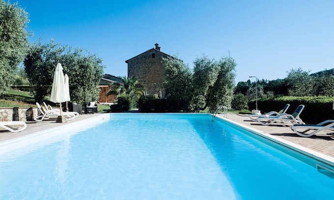 Radicondoli Apartment | GIRASOLE - IL VECCHIO MULINO TOSCANA