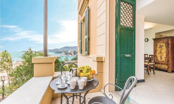 Rapallo Apartment | Girasole
