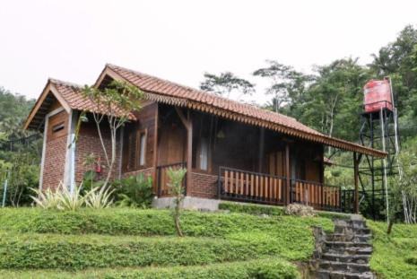 Borobudur Resort | Giri Tengah Resort Borobudur