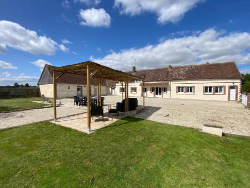Digny House | Gite 12 personnes