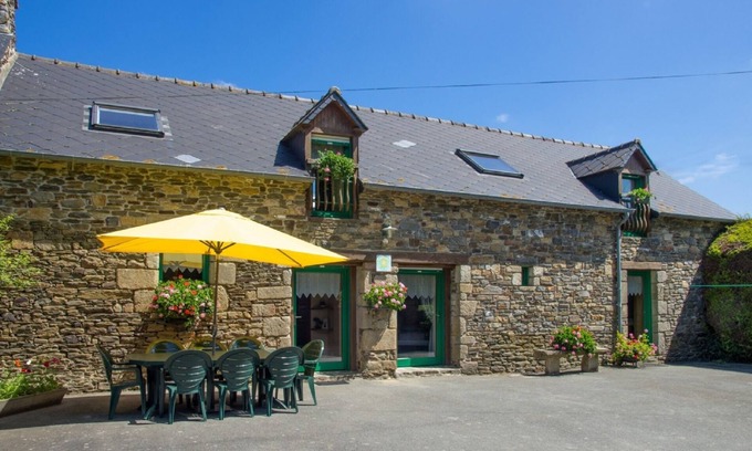 Saint-Denoual Cottage | GITE 3 EPIS BETWEEN LAMBALLE AND PLANCOET FOR 8 PERSONS