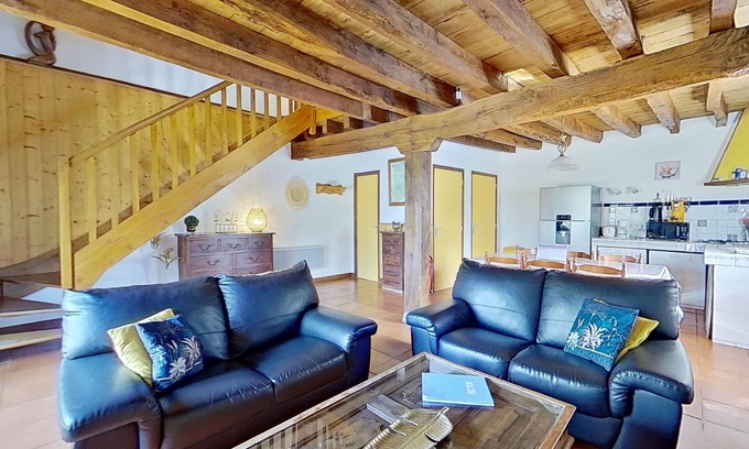 Gramat Apartment | Gite 6 people - “Le Safran”