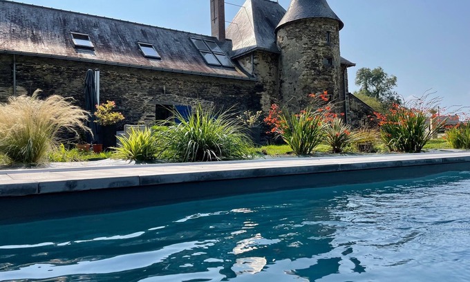 Saint-Vincent-des-Landes Cottage | Gite at Manoir de la Mouesserie