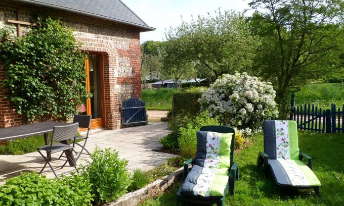 Criquetot-le-Mauconduit House | Gite Criquetot-le-Mauconduit, 2 bedrooms, 5 persons