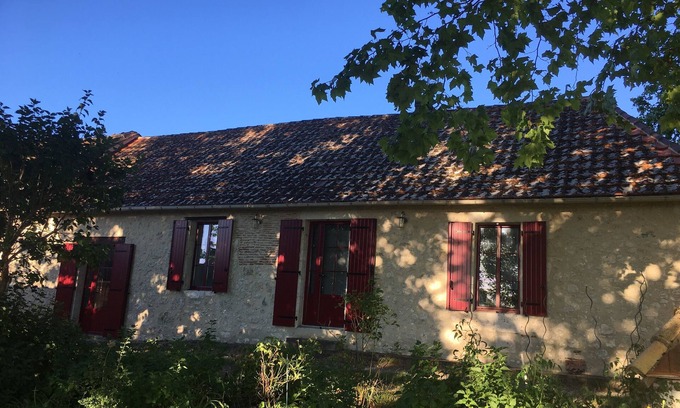 Saint-Nexans Cottage | Gite de Charme à 5 min de Laéroport et 10 min de Bergerac