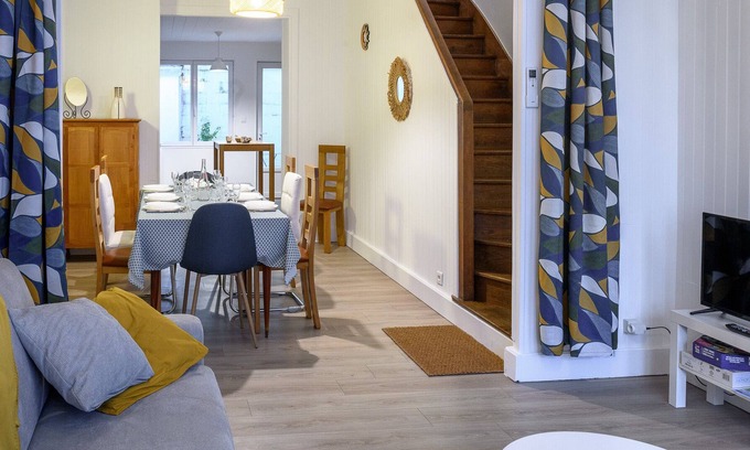 Saint-Aignan House | Gîte de Lisle in the heart of Saint-Aignan, classified 3 stars