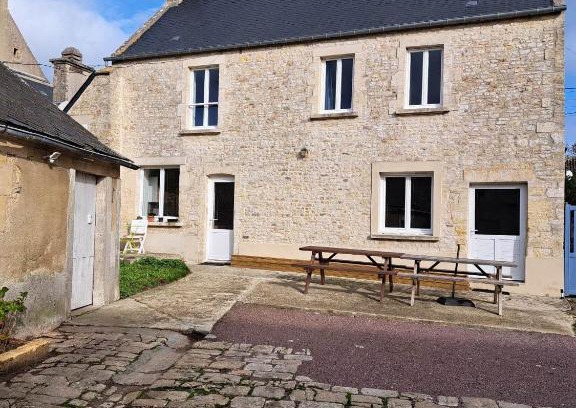Le Planet House | Gite des falaises de Longues 8personnes