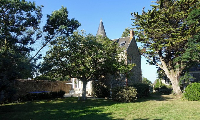 Blainville-sur-Mer House | Gite Felix et Fernande 12 persons near the sea