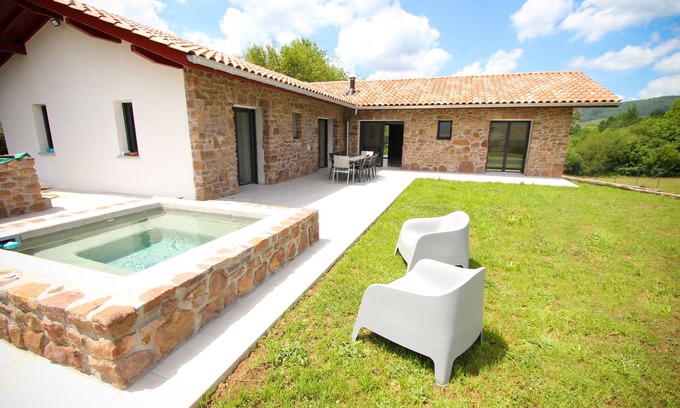 Saint-Jean-Pied-de-Port House | Gîte Garazi, in the heart of the Basque Country - Saint Jean Pied de Port