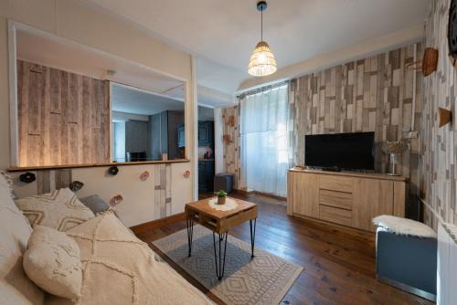 Escot House | Gite La Pondique