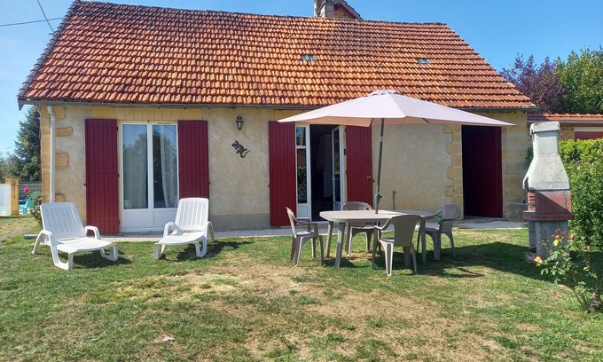 Saint-Andre-dAllas House | Gite La salamandre, furnished accommodation *