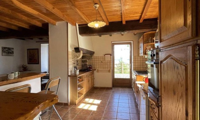 Laprugne Cottage | Gite Laprugne, 3 bedrooms, 8 persons