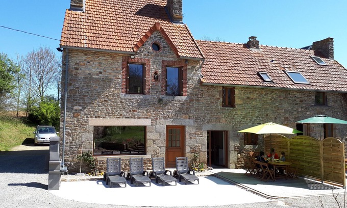 Sartilly-Baie-Bocage Cottage | Gite "Le Bocage" - sleeps 6 - rated 2 stars