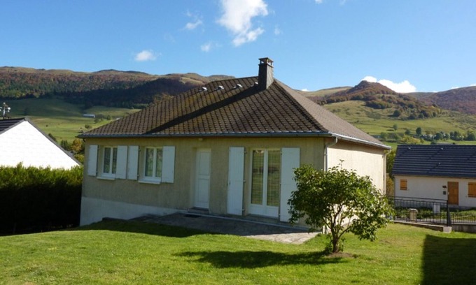 Le Claux Cottage | Gite Le Claux, 3 bedrooms, 6 persons