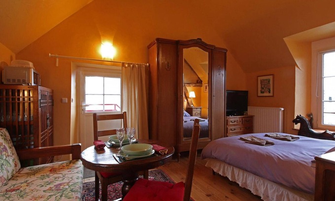 Le Merlerault Cottage | Gite Le Merlerault, 1 bedroom, 3 persons