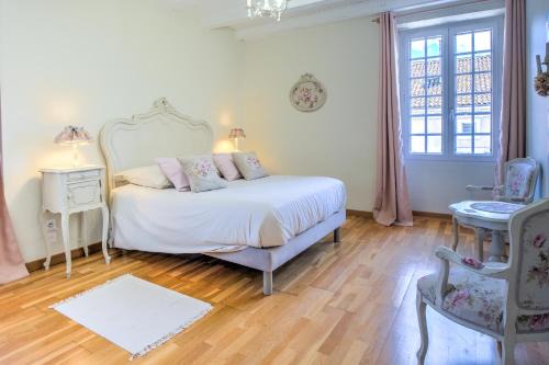 Saint-Jean-de-Cole Apartment | Gite Le Petit Saint Jean