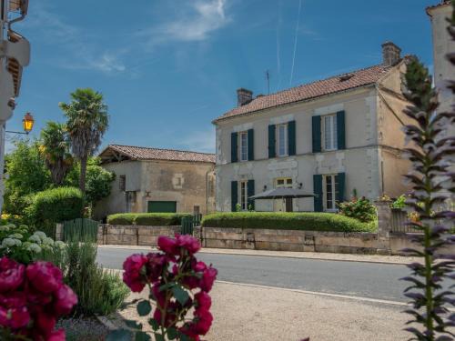 Bonnes House | Gite Le Presbytère