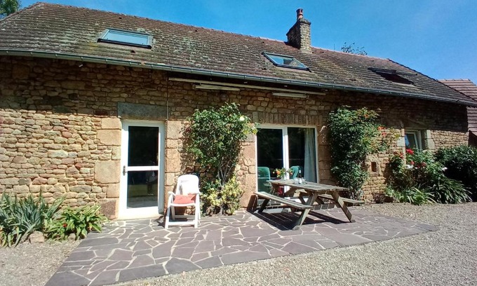 Le Val-Saint-Pere House | GITE LE PRESSOIR DE LA BAIE 20 km DU MONT ST MICHEL