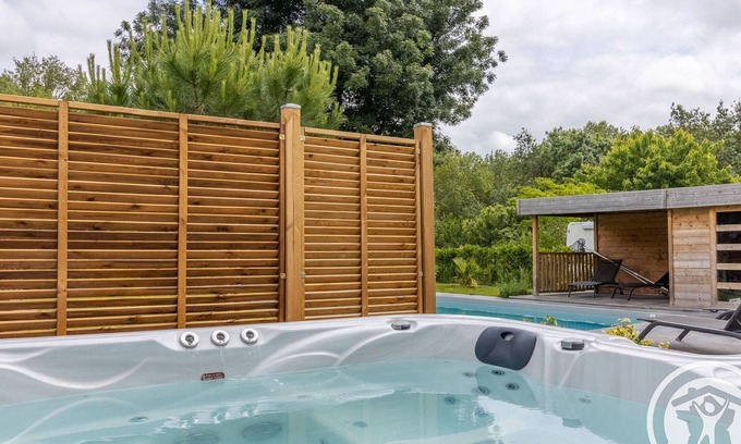 Les Garennes-sur-Loire Cottage | Gite Les Garennes sur Loire, 1 bedroom, 2 persons