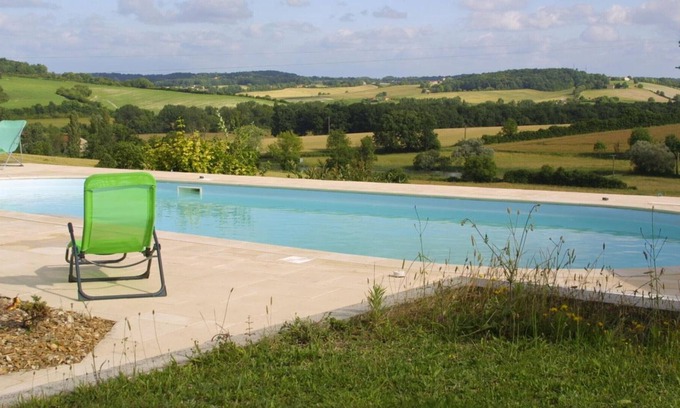 Montmoreau-Saint-Cybard Cottage | Gite Montmoreau, 2 bedrooms, 4 persons