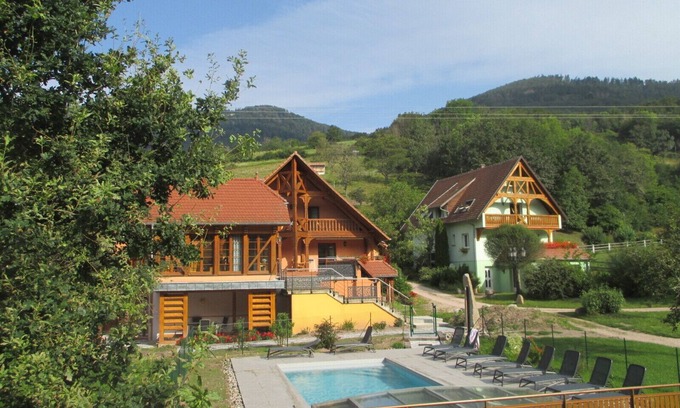 Breitenbach Cottage | Gite SELESTAT * capacité 6 personnes, cheminée.