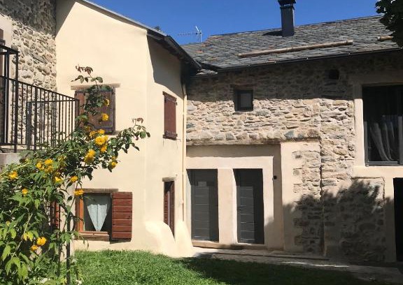 Formigueres House | Gites Ardoise et Girolle Formiguères