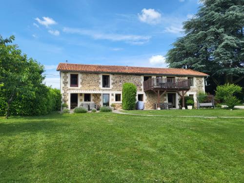 Le Lindois House | Gites at Le Tilleul - Le Pommier & Le Cerisier